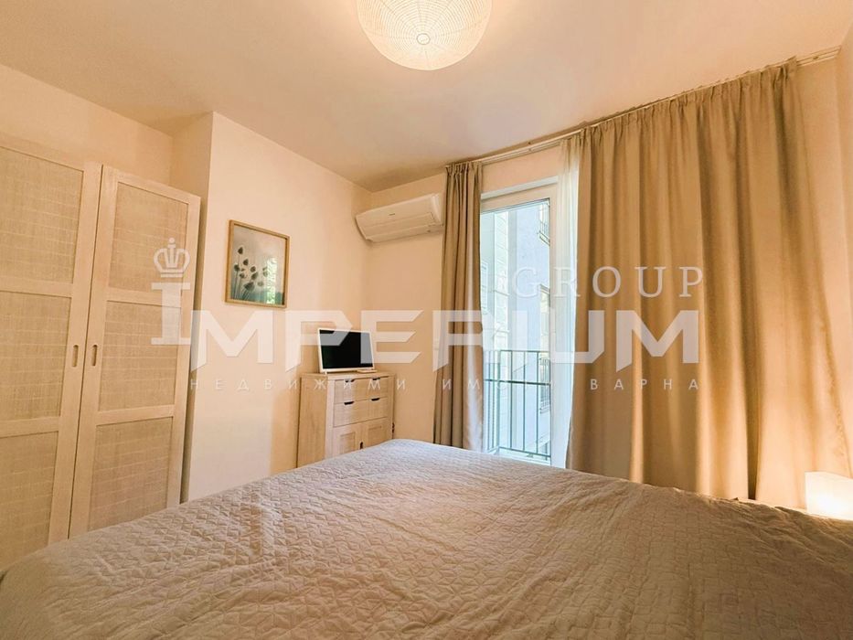 Дава се под наем Тристаен апартамент в Варна, Център - 95 кв.м за 997.05 € - Снимка #6