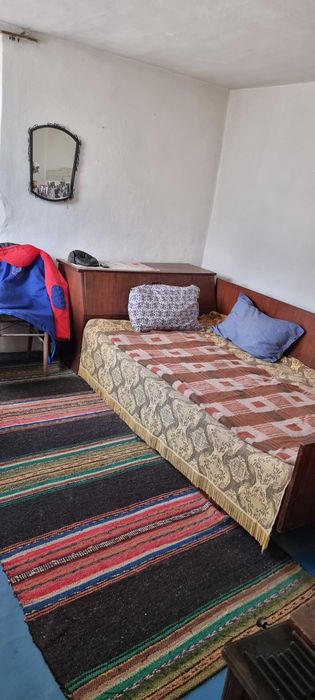 1707-Продава се двуетажна тухлена на гредоред къща в кв. "Житница"!