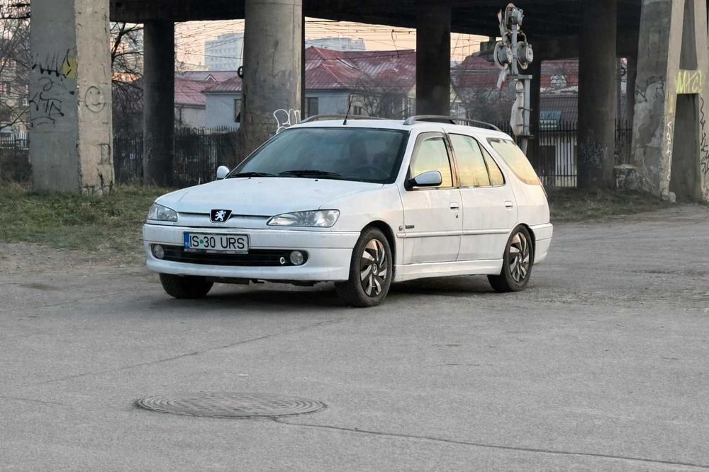Vând Peugeot 306, an 2001, motor 2.0 HDI diesel, 90 CP