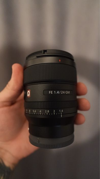 Sony FE 24mm f/1.4 GM