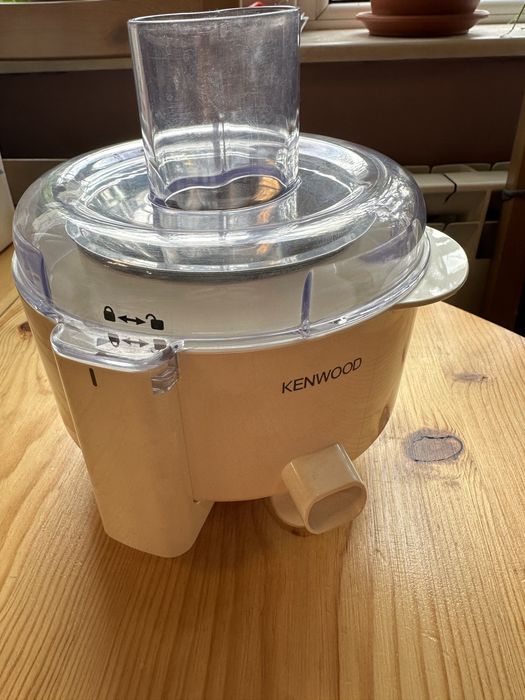 Кухненски робот KENWOOD KM 266