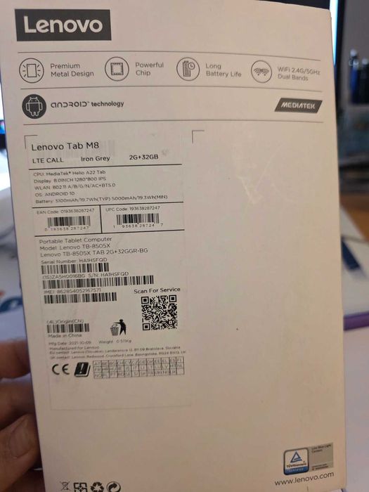 Продавам таблет Lenovo Tab M8 HD LTE Iron Grey