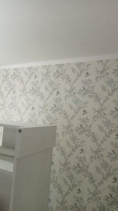 Поклейка обоев  .багеты