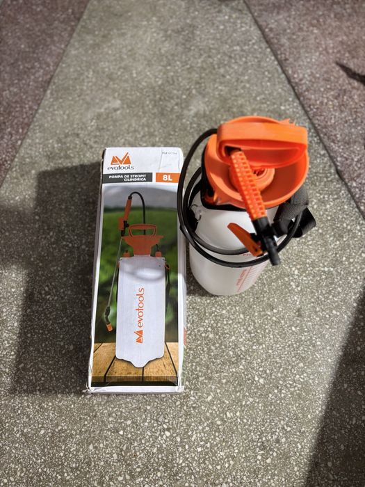 Pompa de stropit cilindrica 8 L