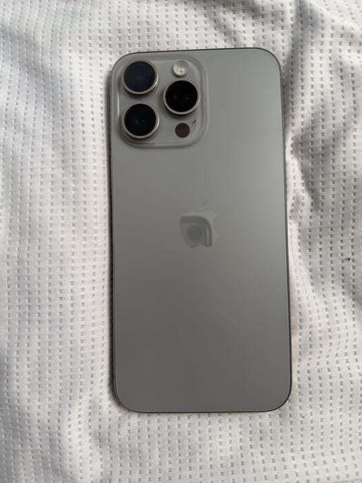 iPhone 15 pro max 256gb