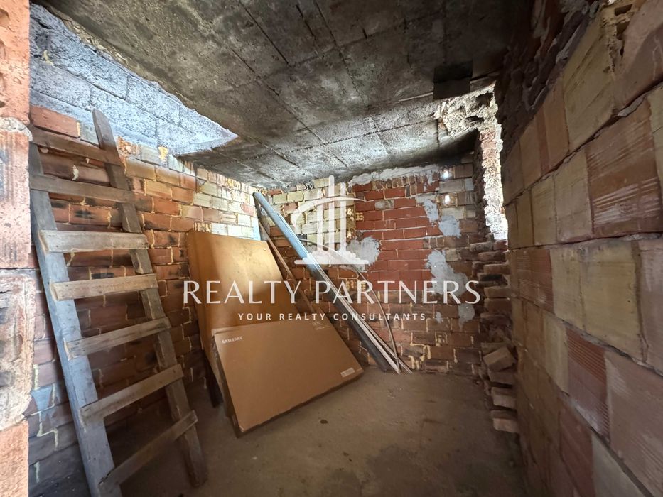 Продава къща – с. Ярджиловци, обл. Перник