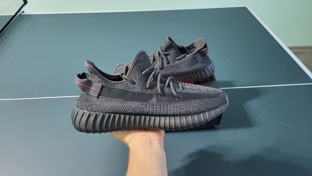 Yeezy 350 noi nouti
