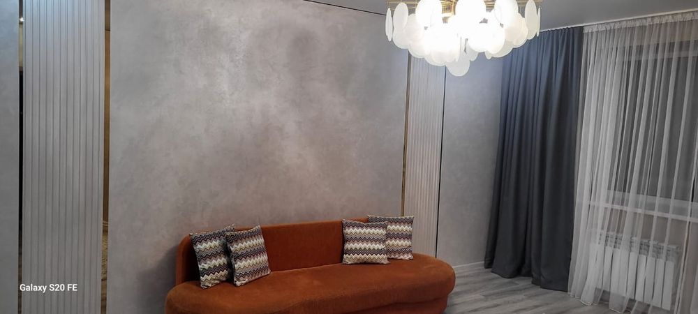 Сдам ЛЮКС  2-ком.квартиру посуточно