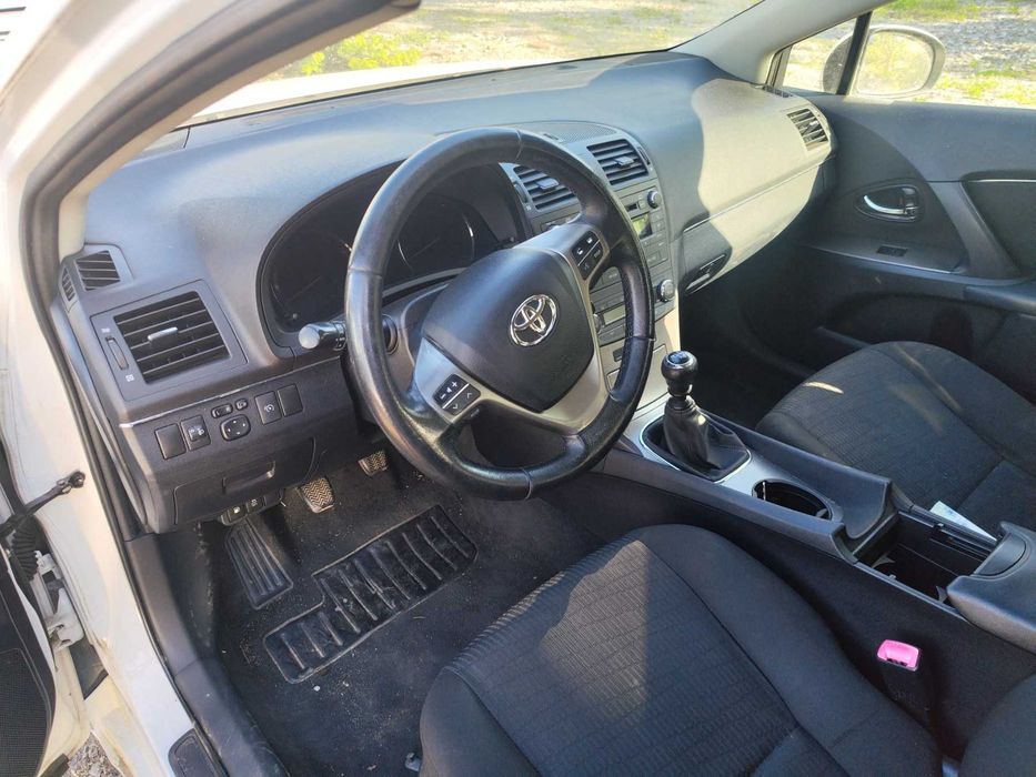 Toyota Avensis T27 на части / Тойота Авенсис Т27 на части
