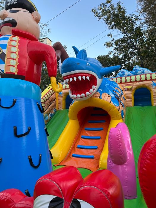 Надувной батут в аренду