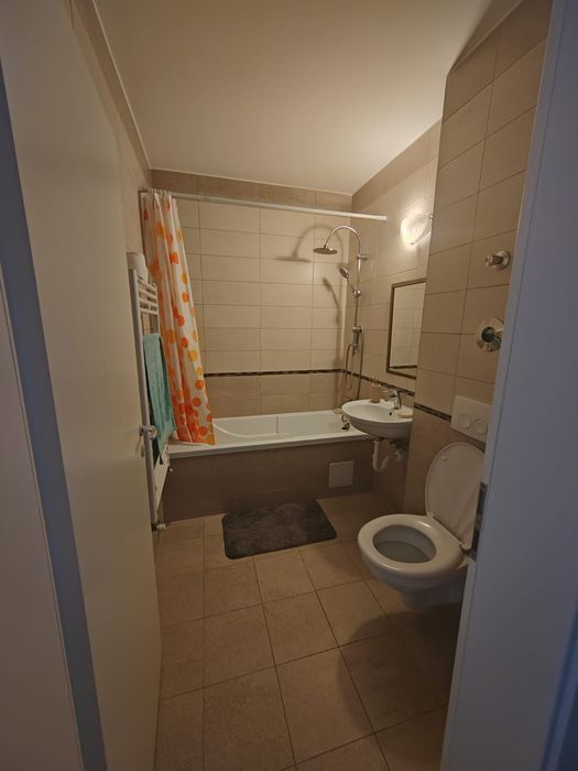 Garsoniera de închiriat