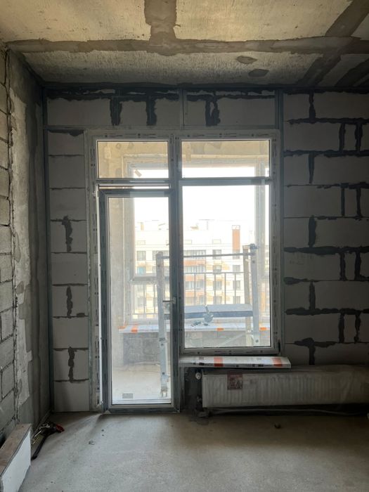 Оконные рамы, окна
