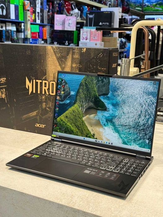 ACER NITRO V16S AMD R7 360/16/512/RTX5060/16' IPS 180hz