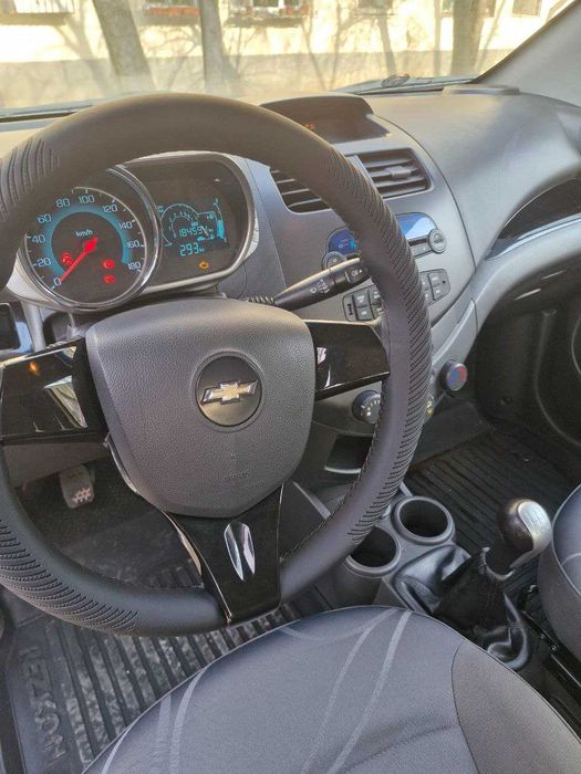 Спарк сотилади. Spark sotiladi