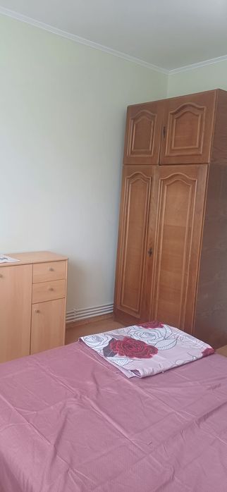 Apartament 2 camere,Icfrimu,:300euro/luna
