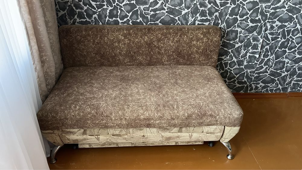 Продам диван раскладной