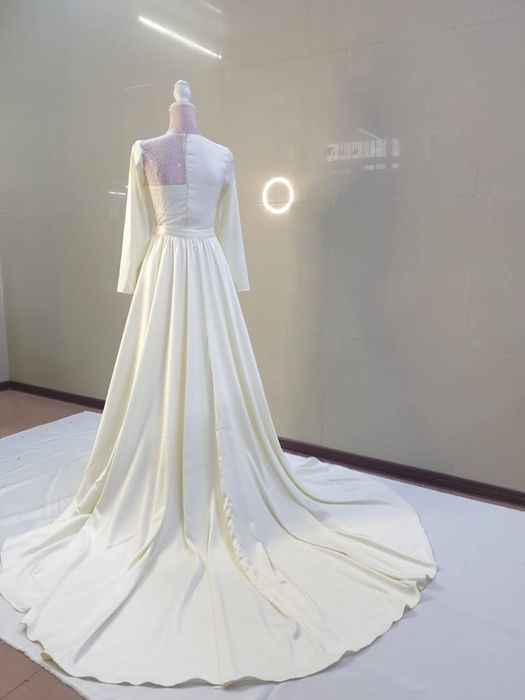 Свадебное платье