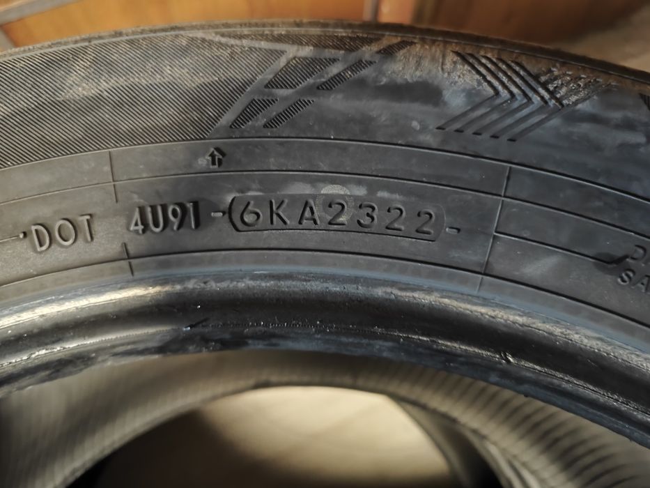 Продам летние шины 255/55 R18 Yokohama