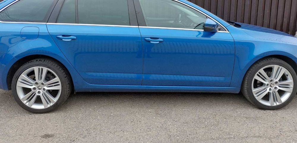 Jante aliaj R18 skoda octavia cu anvelope DUNLOP vara 225 40 ZR18