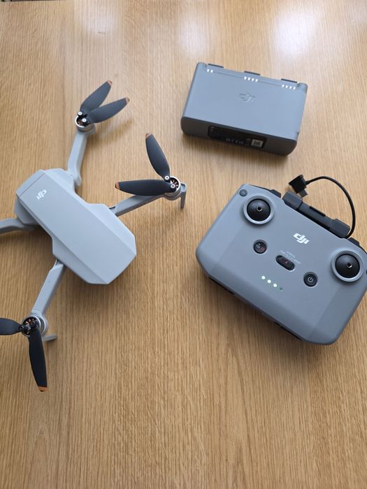 Vand drona dji mini 2 se