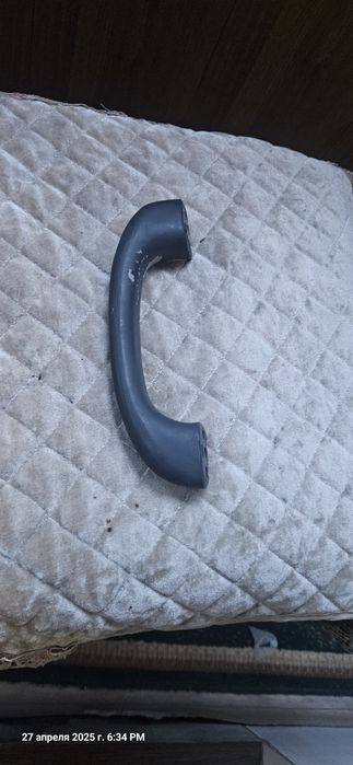 Ручка потолка тойота.