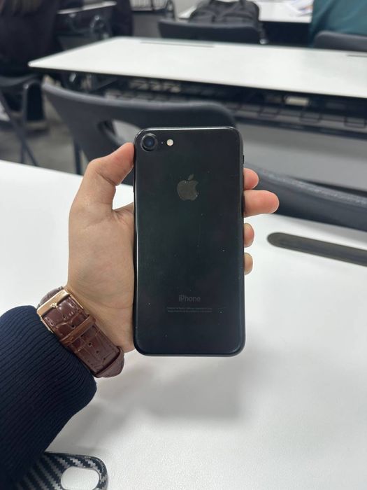 Iphone 7 128gb sotiladi