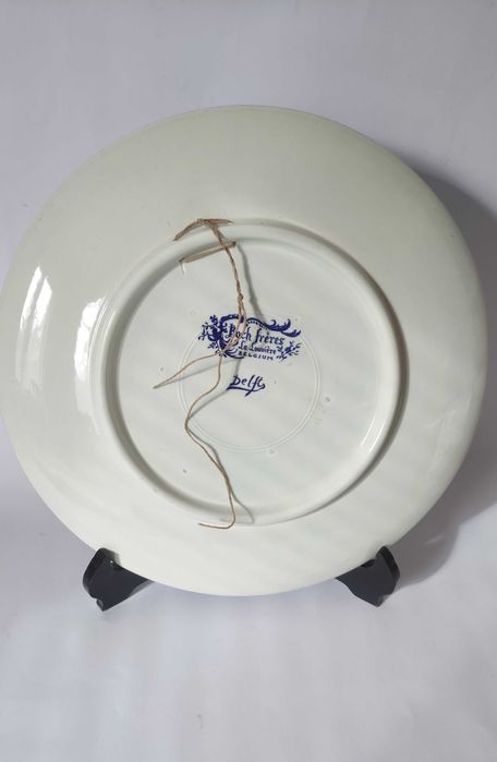 Голяма декоративна порцеланова чиния на Делфт