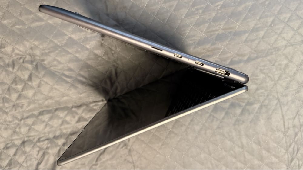 Lenovo Yoga 7 ARB14, Ryzen 7, Windows 11