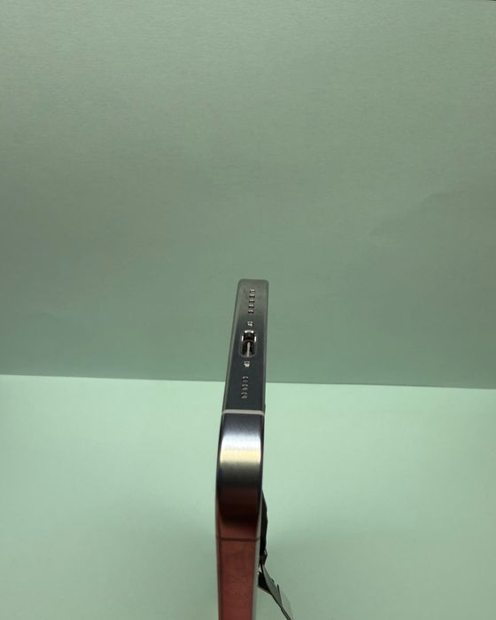 iPhone 16 Pro Natural Gri rama carcasa enclosure housing frame