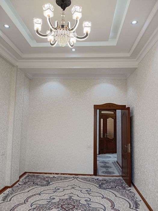 Toshkent shahar Uchtepa tumani 24 kvartalda 4 xonali uy sotiladi