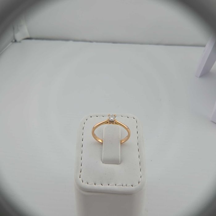 Inel de logodna aur 18k 0,19 kt diamante naturale