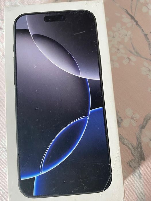 Продам Apple iPhone 16 Pro Max
