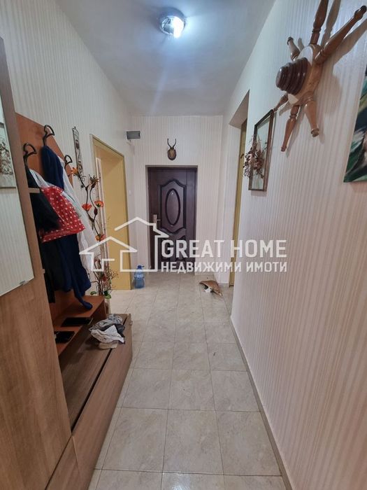 Дава се под наем Тристаен апартамент в Търговище, Боровец - 70 кв.м за 229.5 € - Снимка #2