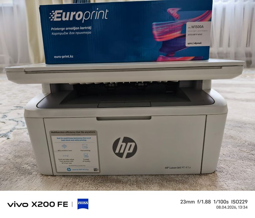 Продаю принтер hp