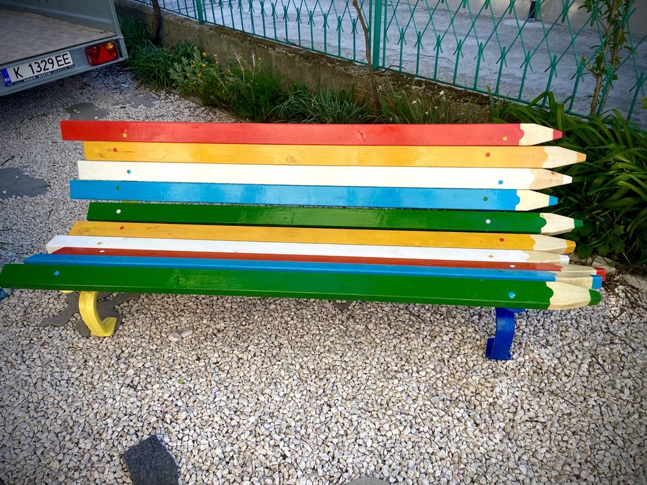 Градинска пейка тип моливи