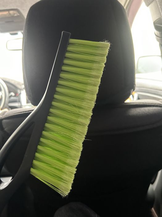 Щетка для уборки снега. Для автомобиля