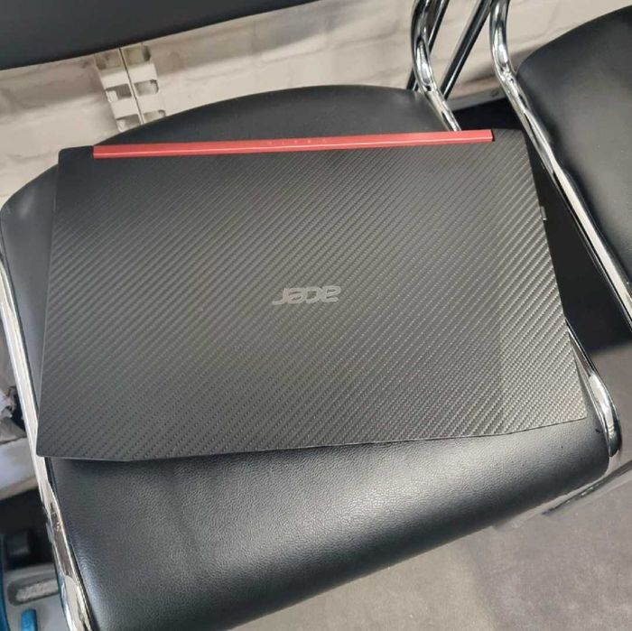 Лаптоп Acer Nitro 5 AN515-52, i5-8300H, 1Tb, GTX-1050