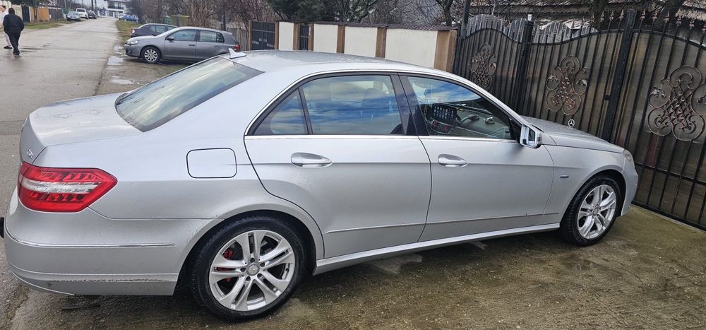 Mercedes Benz E220 CDI 2010