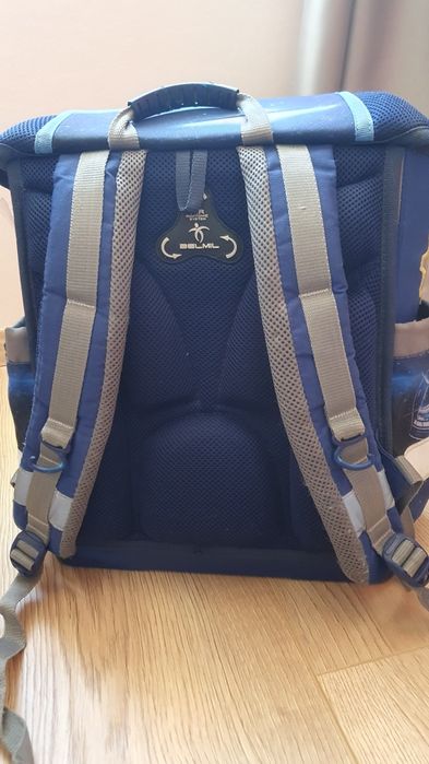 Раница за първокласник, анатомична