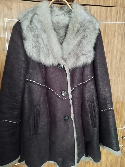 Дублёнка в хорошем состоянии.