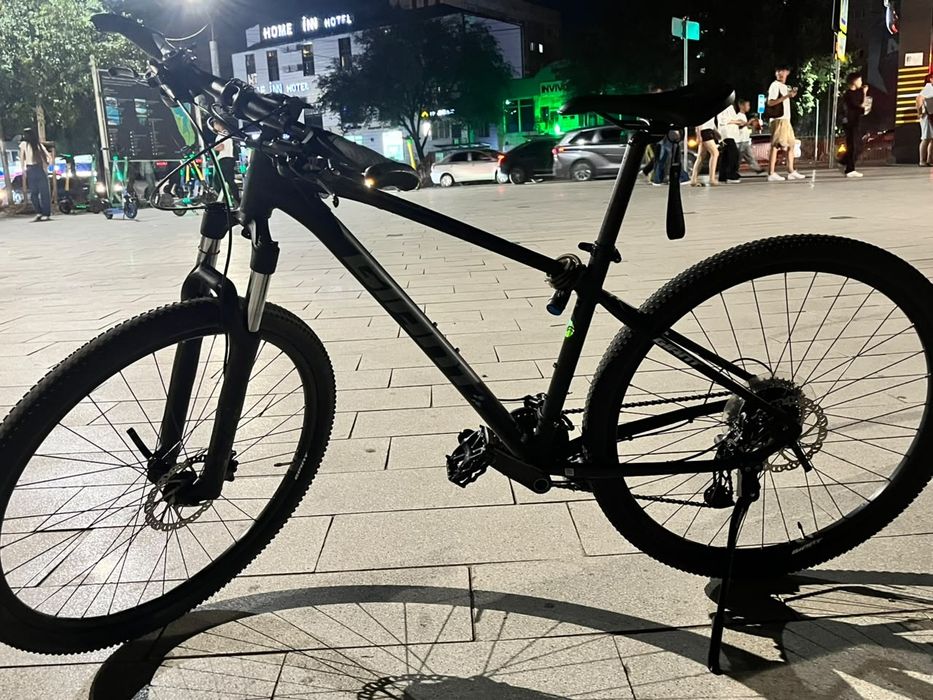 Giant atx 860  mountain bike