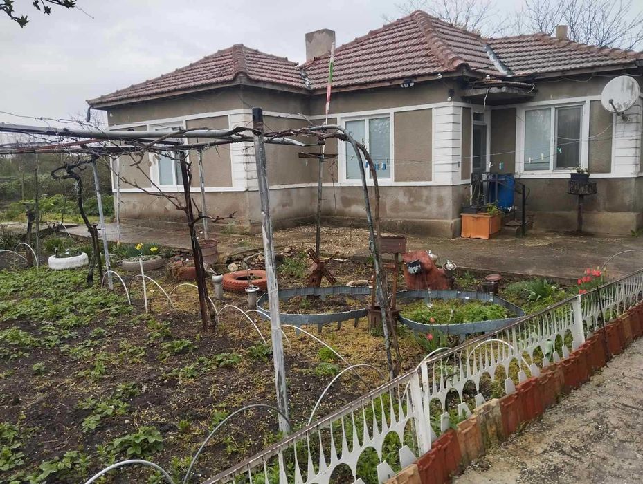 Продава се Къща в с. Раковски, Област Добрич - 90 кв.м за 255 €/кв.м - Снимка #4