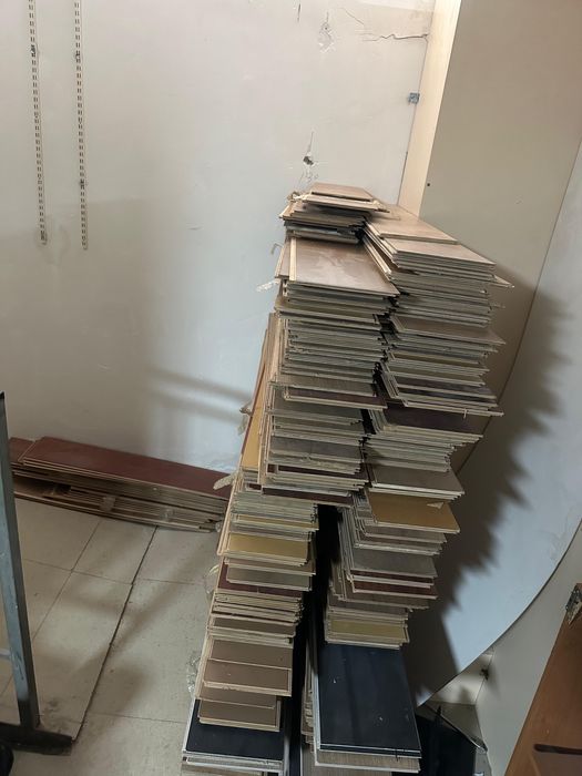 Продам ламинат разный все вместе