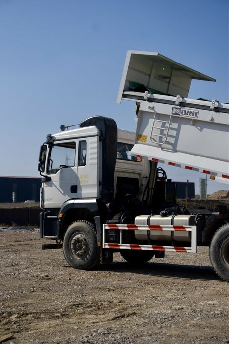 Shacman самосвал