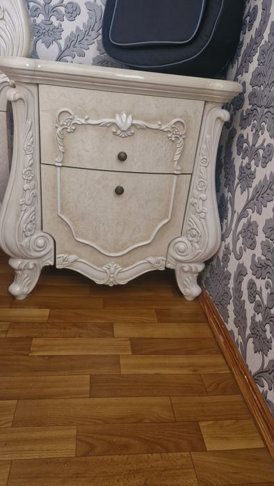 Спальный гарнитур б/у