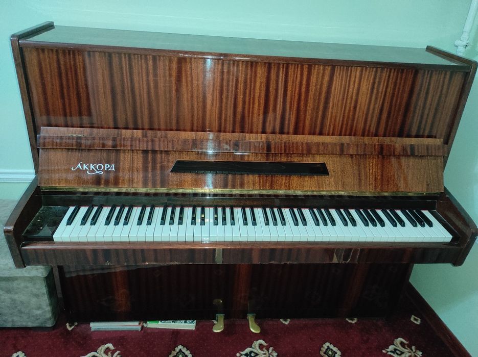 Продается Пианино Аккорд