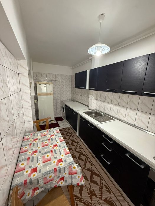 Ofer Garsoniera spre închiriere