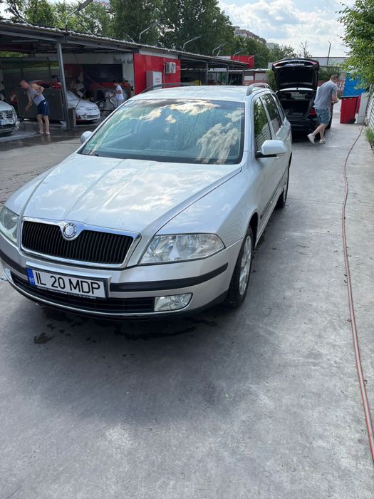 Vând skoda octavia 2 break
