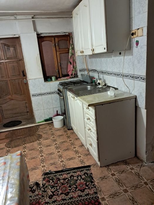 Сдам домик в частном дворе.