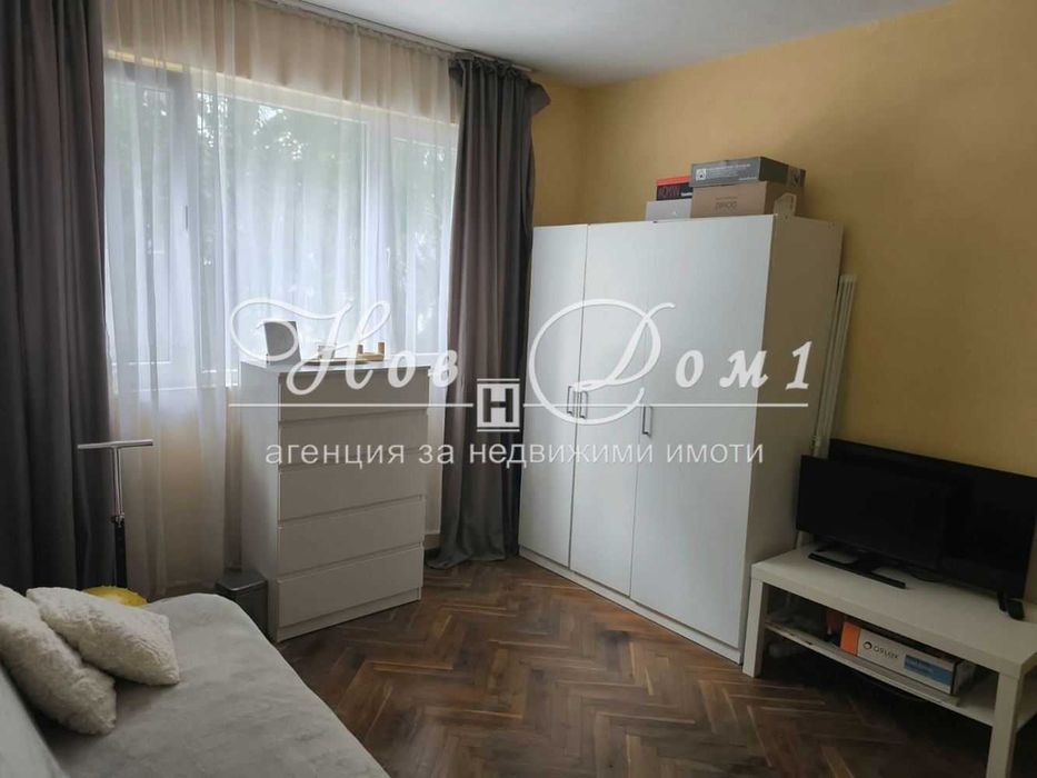 Продава се Тристаен апартамент в Варна, Център - 100 кв.м за 2150 €/кв.м - Снимка #2